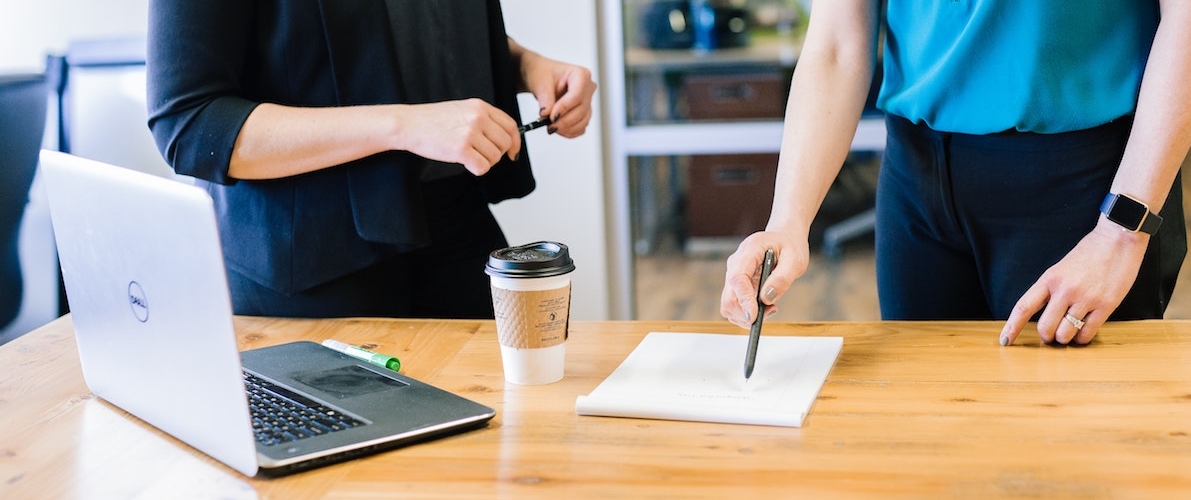 Surveiller ses employés : avantages et inconvénients