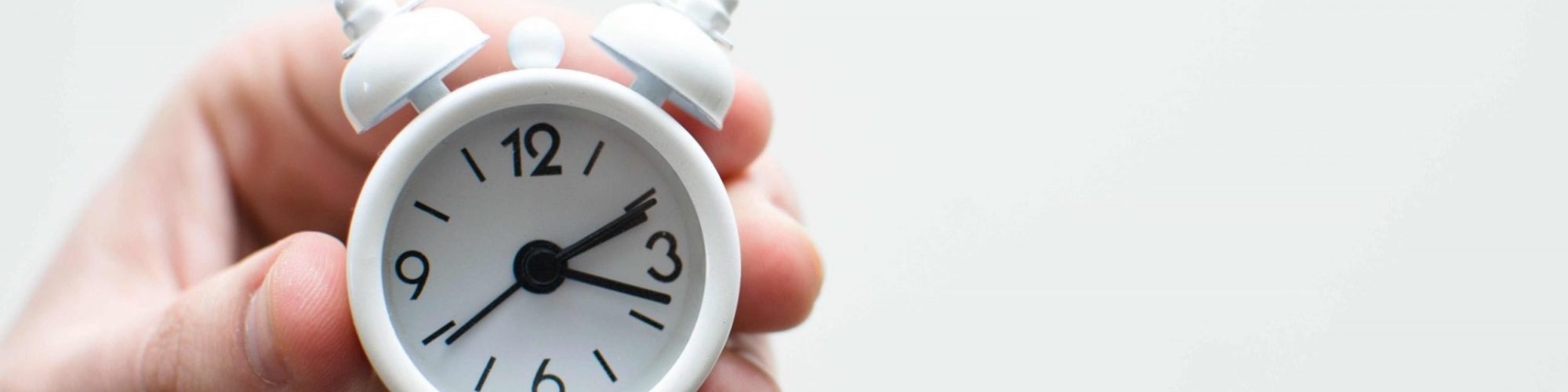 How to determine the best times to post on social media
